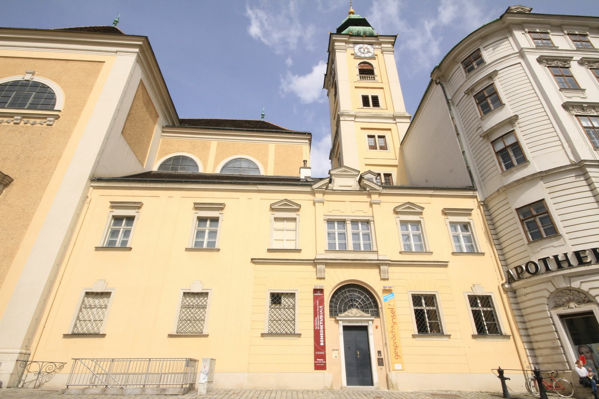 Benediktushaus Im Schottenstift Vienna Exterior photo